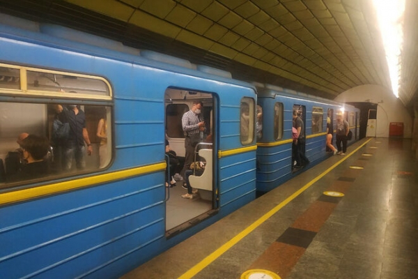 
Проезд в общественном транспорте Киева будет стоить 20 грн, – КГГА
