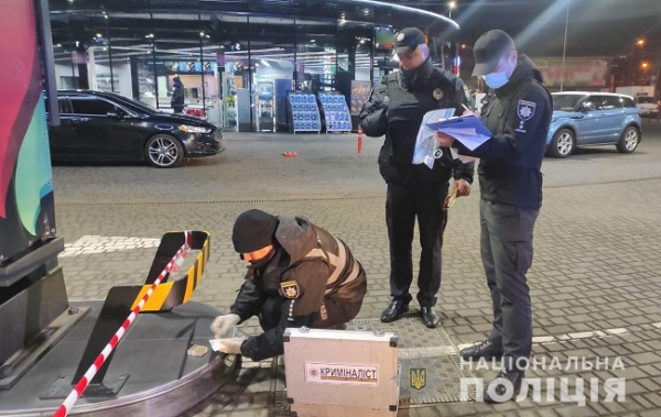 На автозаправке SOCAR возле «Альтаира» стреляли в иностранца