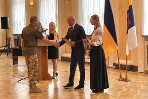 Сняли клип и возложили цветы: как в Одессе отмечают День Независимости 