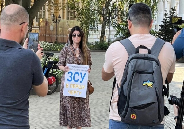 Cтранные тендеры: одесские волонтеры обратились к Президенту и Верховной Раде